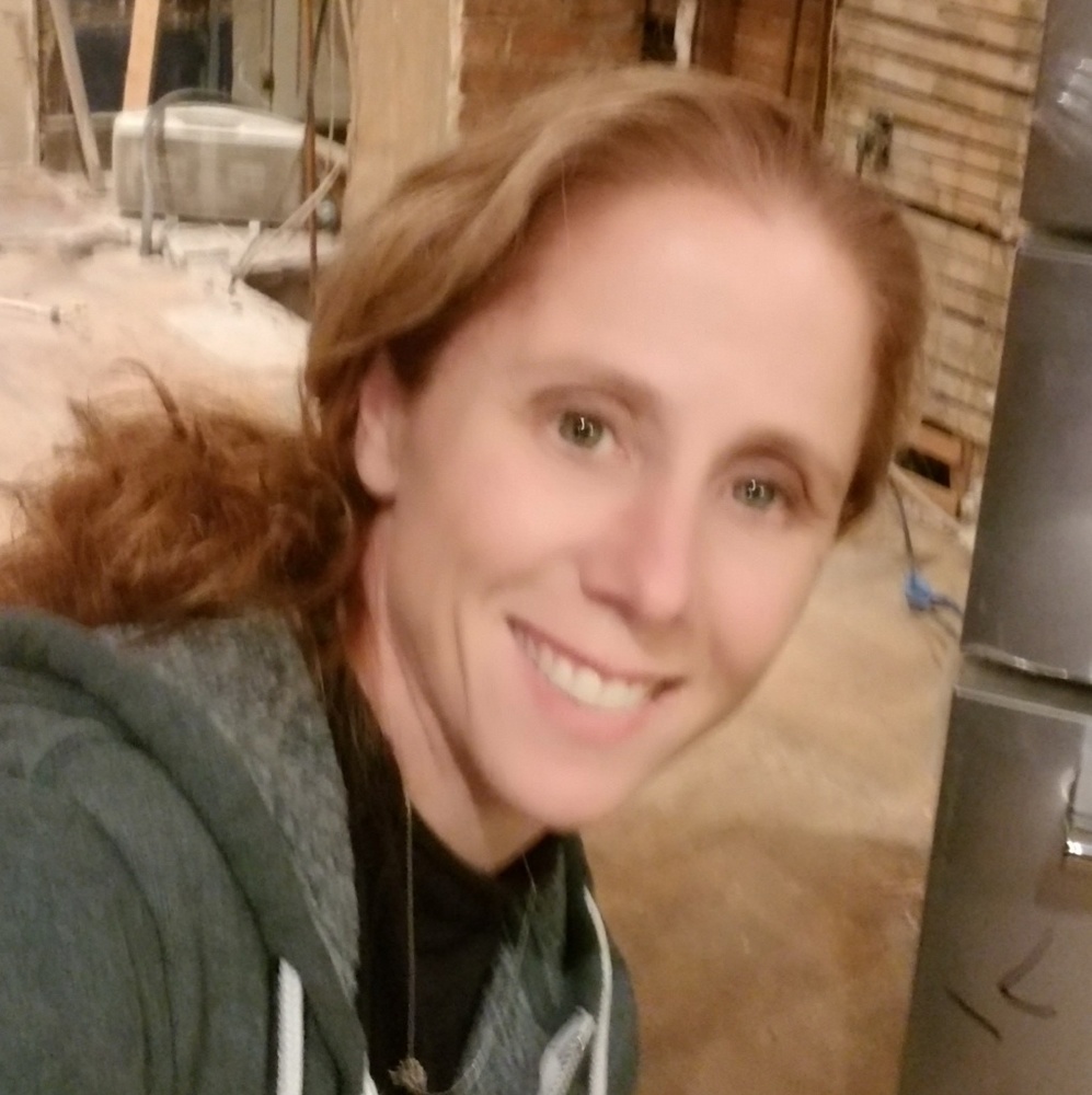 Meet your Posher, Christina
